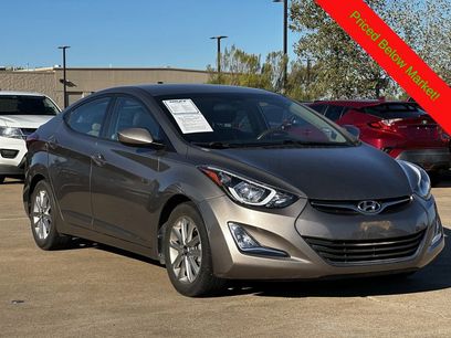 Used 2015 Hyundai Elantra SE w/ Option Group 02