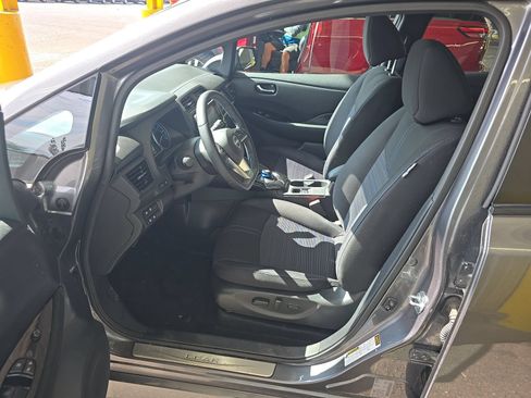 Used 2024 Nissan Leaf SV Plus FWD image 9