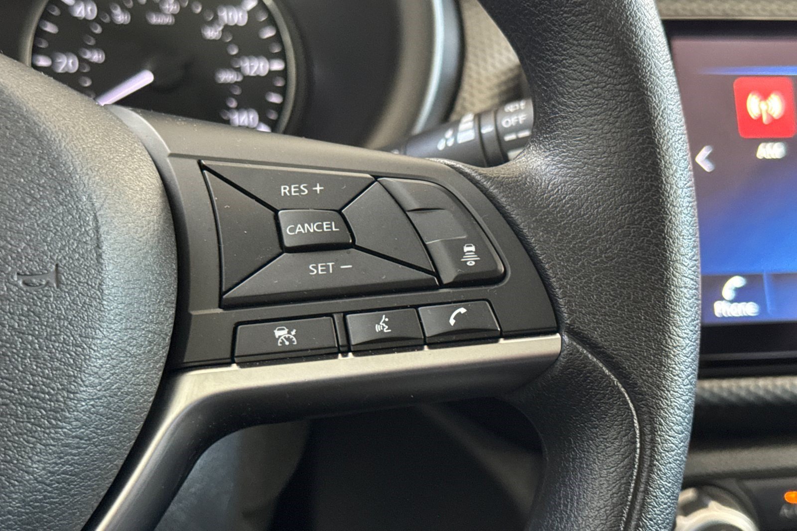 Used 2023 Nissan Kicks SV FWD image 31