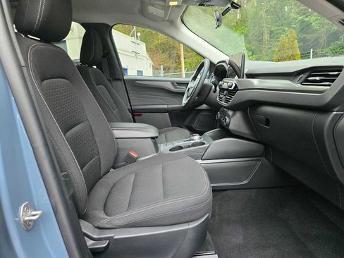 Used 2025 Ford Escape Active image 10