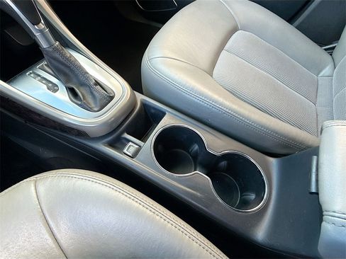 Used 2015 Buick Verano w/ Comfort Package image 21