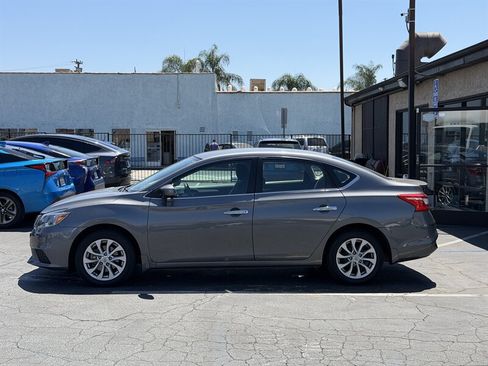 Used 2019 Nissan Sentra S w/ Appearance Package FWD image 4