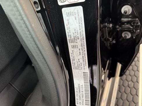 Used 2022 RAM 1500 Laramie w/ Sport Appearance Package image 30