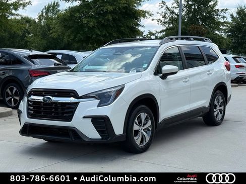 Used 2025 Subaru Ascent Premium AWD/4WD image 8