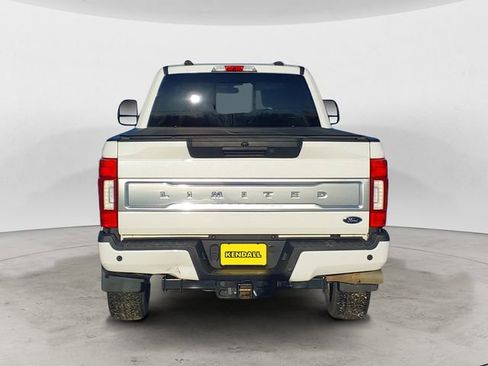 Used 2022 Ford F350 Limited image 4