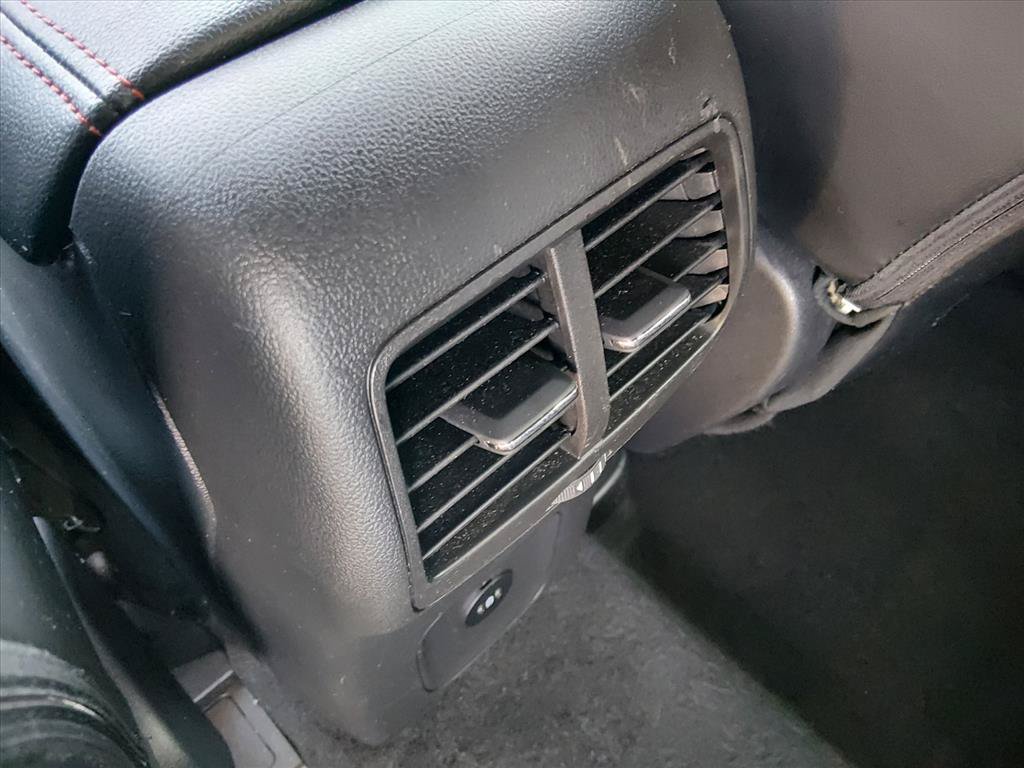 Used 2025 Ford Escape ST-Line AWD/4WD image 13