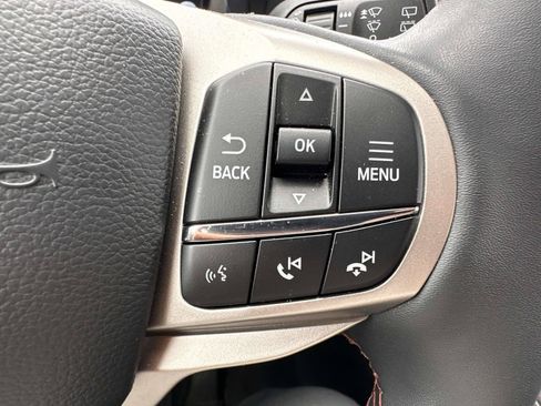 Used 2026 Ford Explorer Active w/ Active Comfort Package AWD/4WD image 20