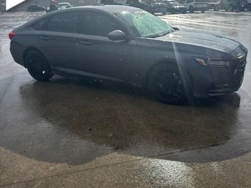 Used 2020 Honda Accord Sport image 2