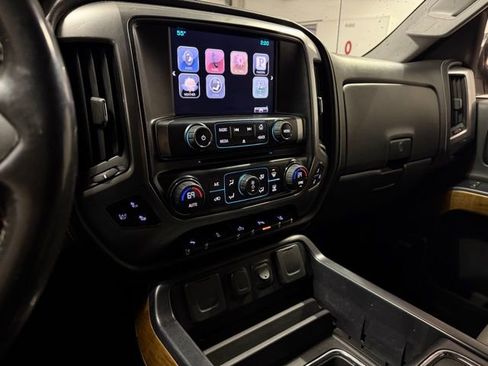 Used 2015 Chevrolet Silverado 2500 LTZ w/ LTZ Plus Package image 19