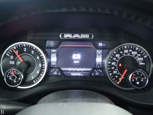 Used 2022 RAM 1500 Laramie AWD/4WD image 40