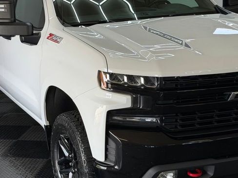 Used 2020 Chevrolet Silverado 1500 LT Trail Boss w/ Convenience Package AWD/4WD image 2
