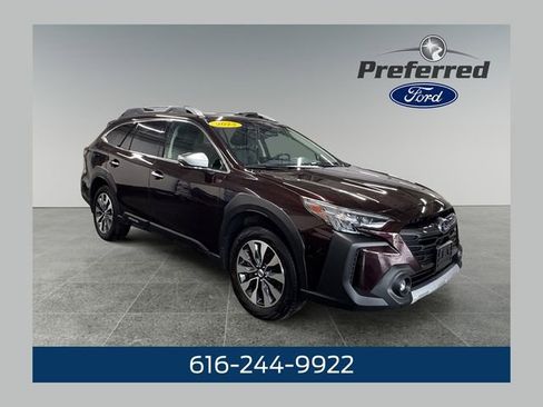 Used 2023 Subaru Outback Touring XT AWD/4WD image 1