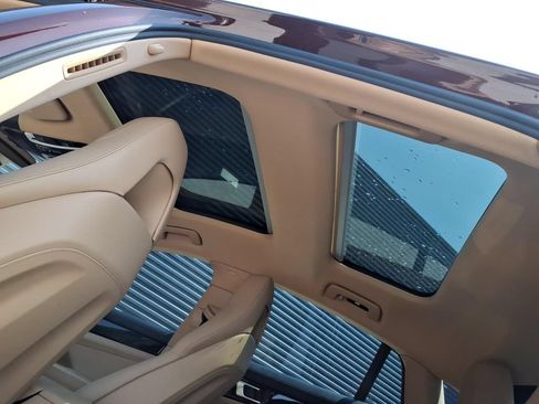 Used 2019 Porsche Panamera 4 AWD/4WD image 33