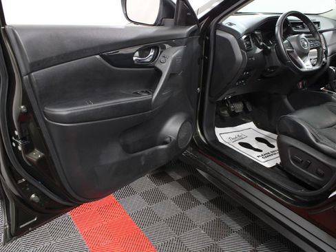 Used 2017 Nissan Rogue SL w/ SL Premium Package AWD/4WD image 13