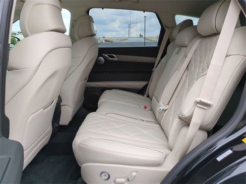 Used 2025 Genesis GV80 3.5T Prestige image 12