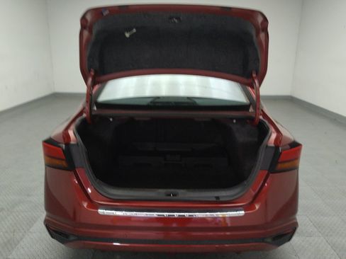 Used 2023 Nissan Altima 2.5 SV FWD image 29