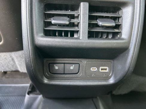 Used 2019 Cadillac XT4 Sport image 25