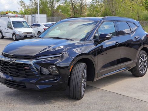 Used 2025 Chevrolet Blazer RS FWD image 25