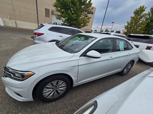 Used 2020 Volkswagen Jetta S FWD image 2