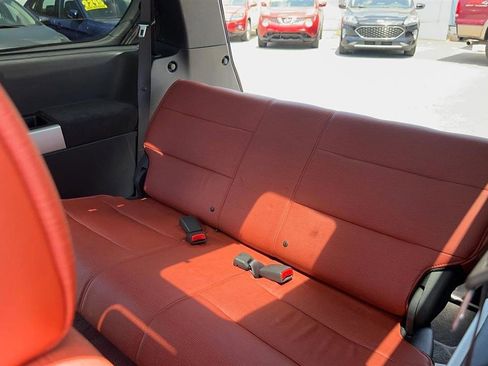 Used 2004 Nissan Quest SE w/ (SEA) Seat Pkg FWD image 27