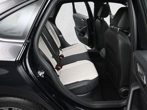 Used 2021 Volkswagen Jetta FWD image 24