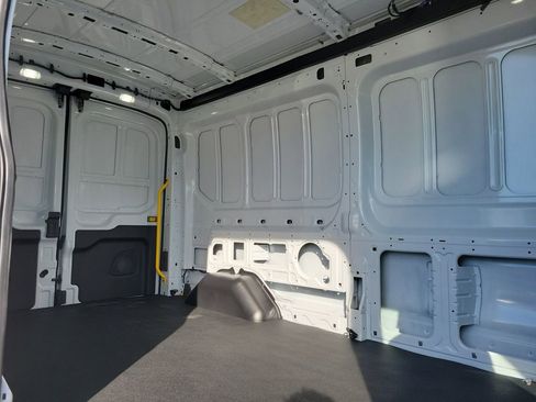 New 2026 Ford Transit 250 148 Medium Roof image 13