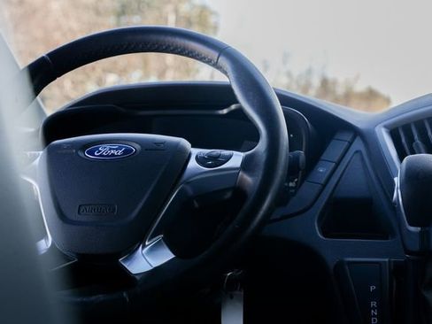 Used 2016 Ford Transit 350 XL image 40