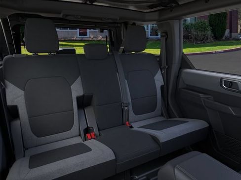 New 2025 Ford Bronco 4-Door AWD/4WD image 11