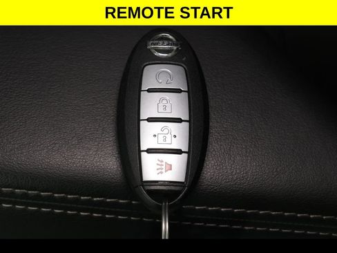 Used 2021 Nissan Rogue SV AWD/4WD image 5