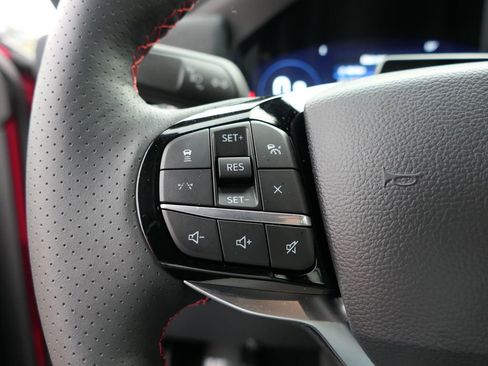 Used 2025 Ford Explorer ST-Line w/ Premium Package image 16