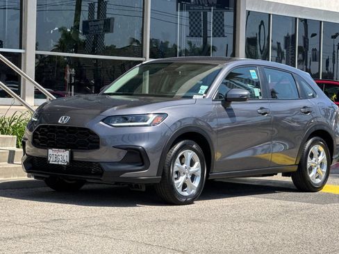 Certified 2025 Honda HR-V LX image 8