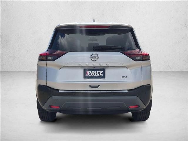 Used 2022 Nissan Rogue SV FWD image 6
