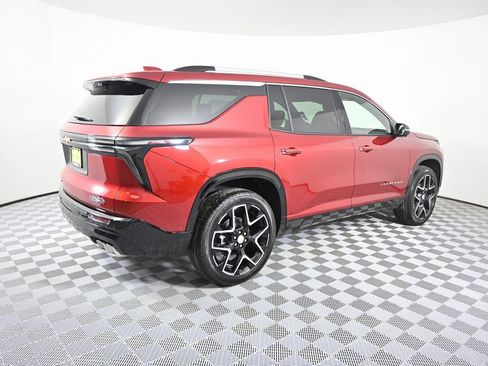 New 2026 Chevrolet Traverse High Country w/ LPO, Floor Liner Package image 6