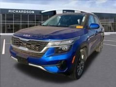 Used 2022 Kia Seltos LX