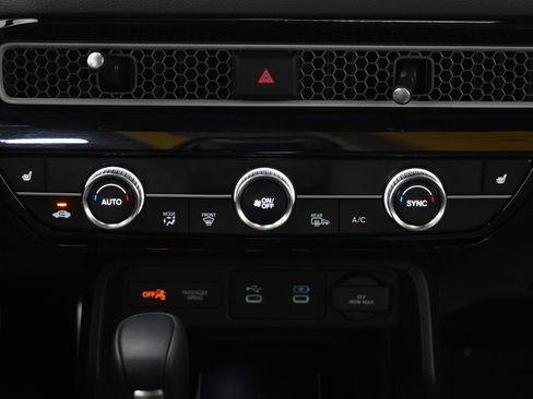 Used 2025 Honda Civic Sport Touring image 16