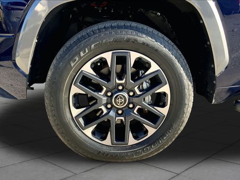 Used 2023 Toyota Tundra Limited AWD/4WD image 11
