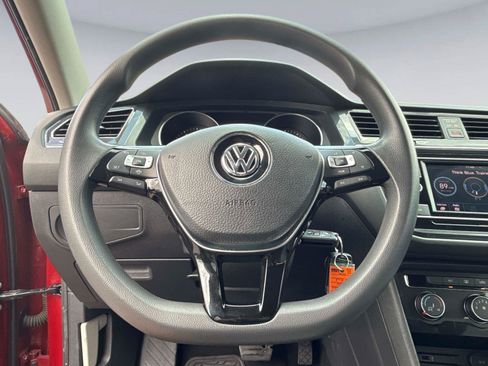Used 2019 Volkswagen Tiguan S w/ Driver Assistance Package FWD image 26