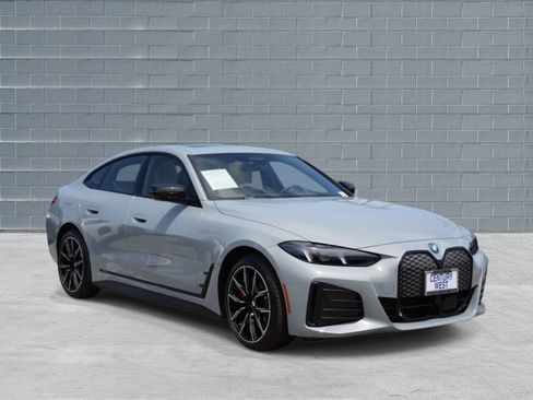 Used 2025 BMW i4 xDrive40i w/ M Sport Package AWD/4WD image 1