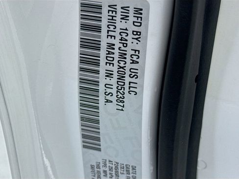 Used 2022 Jeep Cherokee Latitude image 38