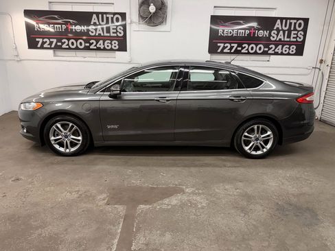 Used 2016 Ford Fusion Energi Titanium image 5