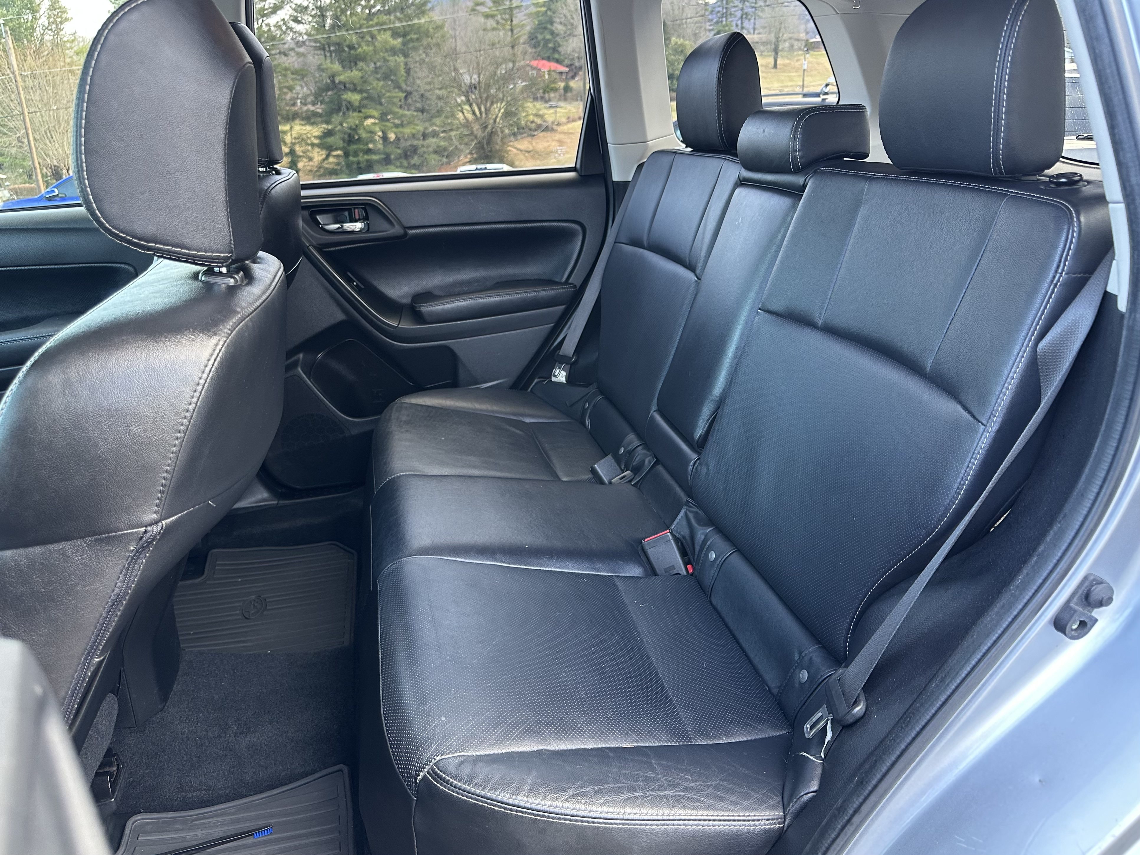 Used 2014 Subaru Forester 2.5i Limited AWD/4WD image 12