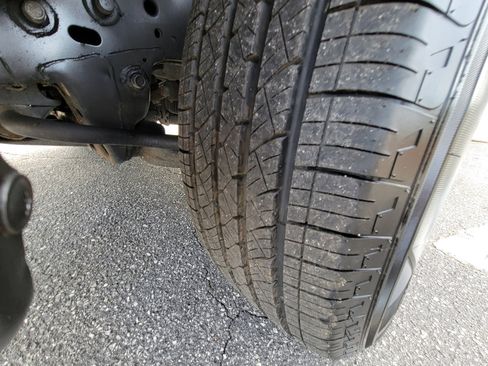 Used 2020 Nissan NV 1500 SV image 21