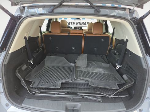 Used 2023 Nissan Pathfinder Platinum w/ Lighting Package (N92) image 17