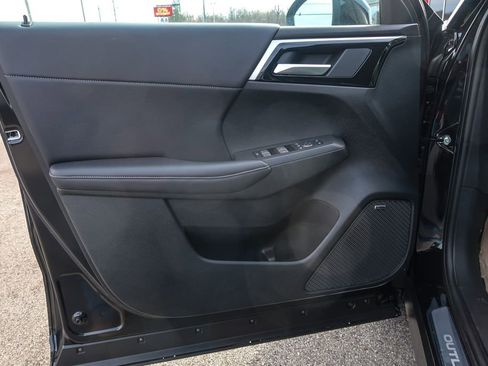 New 2026 Mitsubishi Outlander SE AWD/4WD image 23