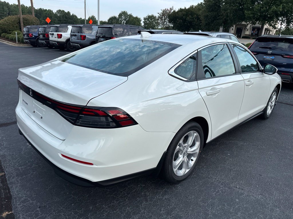 New 2026 Honda Accord LX image 3