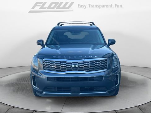 Used 2021 Kia Telluride EX w/ EX Premium Package image 3