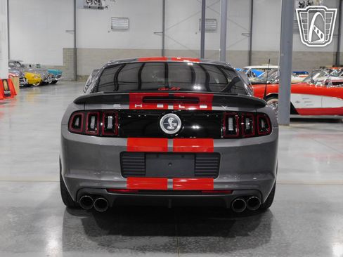 Used 2014 Ford Mustang Shelby GT500 w/ Equipment Group 821A image 15