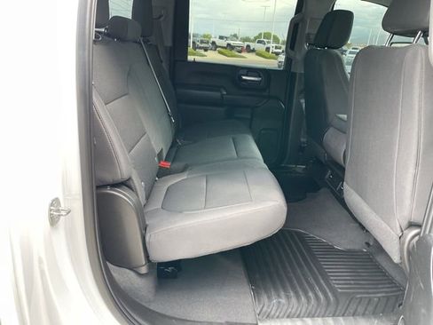 Used 2023 GMC Sierra 2500 Pro w/ Convenience Package AWD/4WD image 17