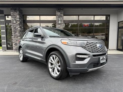 Used 2021 Ford Explorer Platinum w/ Equipment Group 601A AWD/4WD image 27