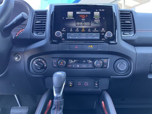 Used 2023 Nissan Frontier PRO-4X w/ Pro Convenience Package image 30